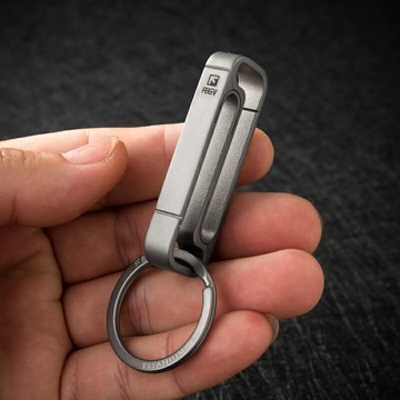 鈦合金穿腰帶鑰匙扣掛件男士腰掛皮帶創意個性汽車鏈鎖匙圈環掛飾