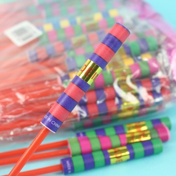 中 紙甩棒 甩棒 伸縮棒 童玩 /一大袋50包入(一包2支)共100支入(定10) 伸縮魔法棒 -YF11686【APP滿額下單10%點數(單一帳號最高5000點)】1/31止