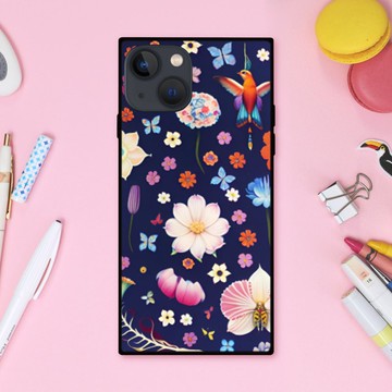 北歐繽紛鮮豔的花卉圖案，飛舞著神秘的蝴蝶與鳥兒 方形手機殼【強化玻璃塗層】iPhone16 適用