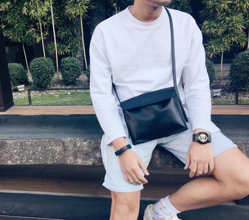 color_d 匆匆包 側背包 隨身 方便 極簡 設計 中性 都會 客制 黑