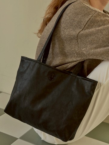 Suede Shoulder Bag _ Black