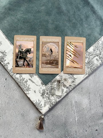 由日本占卜師　純手工製作的　塔羅牌桌布　Made in JAPAN