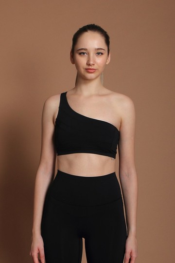 Muse單肩不規則線條長版運動內衣@breathm-黑