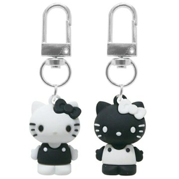 【震撼精品百貨】Hello Kitty_凱蒂貓~日本Sanrio三麗鷗 KITTYPVC造型公仔吊飾2入組-黑白*62036