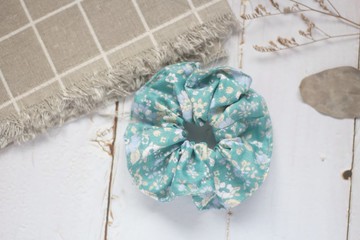 手作髮飾。大腸圈。清宮花