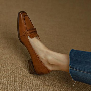 rubywu英倫風小皮鞋女2023年春新款真皮棕色法式單鞋低跟粗跟女鞋