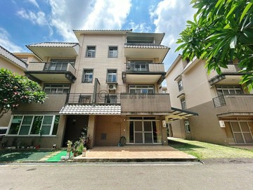 屏東市『奈良山莊』百坪休閒日式風度假電梯4車墅｜屏東縣屏東市歸禮巷