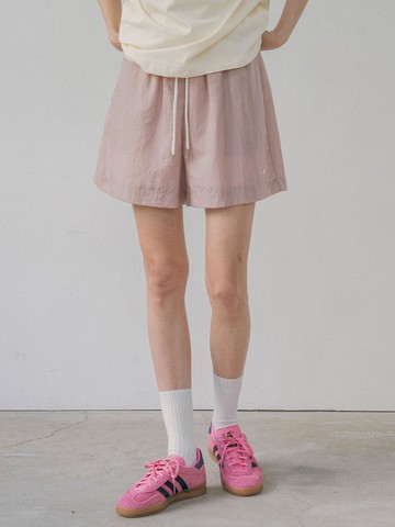 Banding Nylon Shorts (Indie Pink)
