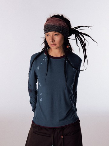 圖騰印花 / 手工繡花假兩件長袖