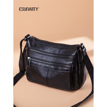 真皮多層包包女士2025新款軟皮斜挎包大容量中年女包禮物送媽媽包