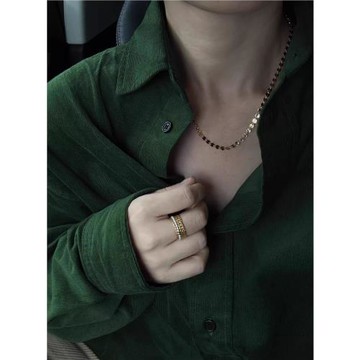 韓版復古顯白墨綠色燈芯絨長袖襯衫女春秋內搭翻領上衣高級感疊穿