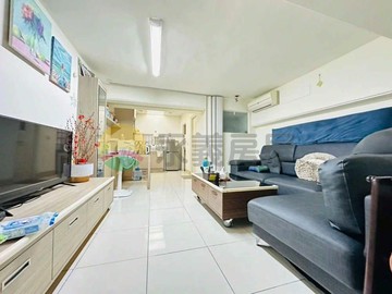 ⭐岡山翻新車庫透天｜四套房｜衛浴皆開窗⭐｜高雄市岡山區介壽路