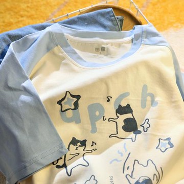 Upch 好的生活，整體狀況就是悠閑自在。休閑t恤顯瘦短袖情侶男女