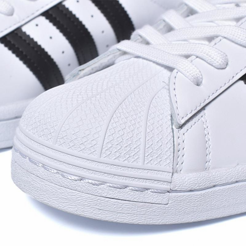 adidas SUPERSTAR 