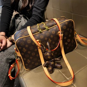 大容量包包男女通用健身運動通勤便攜短途出差旅行老花單肩斜挎包