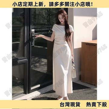 【超值必入】設計感連衣裙 女夏季新款 法式氣質圓領短袖 收腰褶皺中長款裙子 女裝