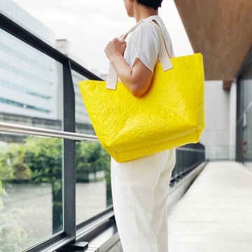 DuPont tyvek 製 壓紋 大托特包 yellow