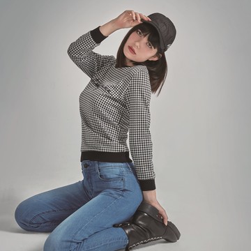 俏麗千鳥格圓領衫-V65136