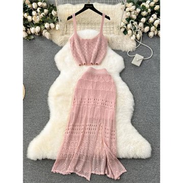 早春韓系穿搭套裝度假風吊帶背心設計感鏤空開叉半身裙時尚兩件套