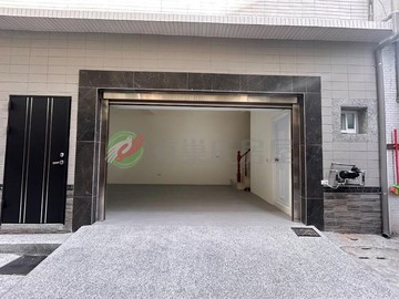 近輕軌瑞隆商圈/翻新透天｜高雄市前鎮區崗山西街