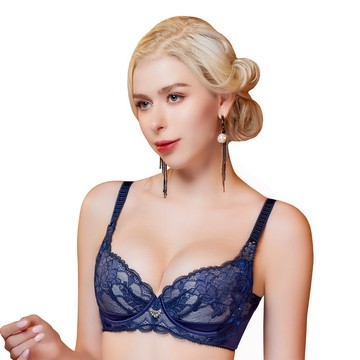 SWEAR 思薇爾 蝴蝶花語系列 C-F罩 軟鋼圈 背心型 蕾絲 集中 包覆 女內衣 (鐵紺藍)