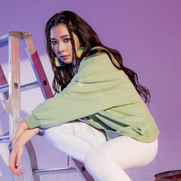 OB嚴選 背簍空交衩落肩長袖上衣 《KS0912》大尺碼/現貨/運動