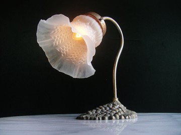 【老時光 OLD-TIME】早期二手玻璃花朵桌燈