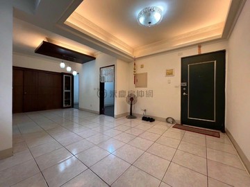 竹北城三房車首購救星｜新竹縣竹北市中華路