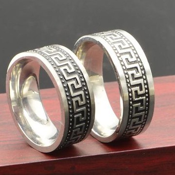 H3708 長城S花紋鋼戒 中國風戒指 拇指戒環【17~23號】不生鏽316L鈦鋼 男戒女戒 項鍊吊墜 個性扳指