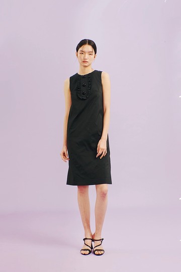 Off-season sale 黑色復古風釦子洋裝