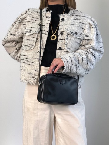 【日本直送 名牌中古包】CELINE  સેલિન (CELINE) 側背包 黑色 壓印標誌 皮革 vintage 古董 老品 pdi5ij