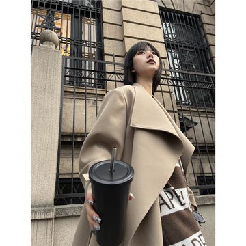 (免運)PAPERLLL黑色翻領長款今年流行風衣女款2025新款秋季高貴大衣外套