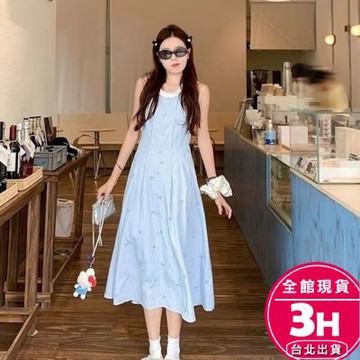 【梨卡】隔日到貨 女裝 洋裝 長裙 連身長裙 蕾絲拼接 背心長裙 無袖吊帶 藍條紋洋裝 顯瘦長裙HZ077【現貨24H】