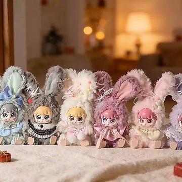 ✨元氣新品✨爆款潮玩糖心兔魔法祕境毛絨玩偶掛件大耳兔毛絨包包掛件擺件DYET