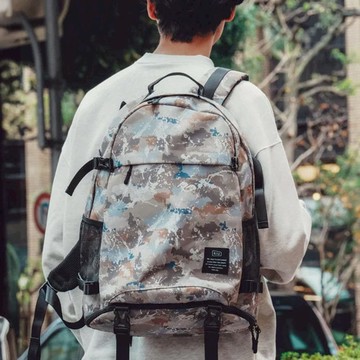 111系列 600D布料  防水機能後背包 111-521限量 玄黑怪獸