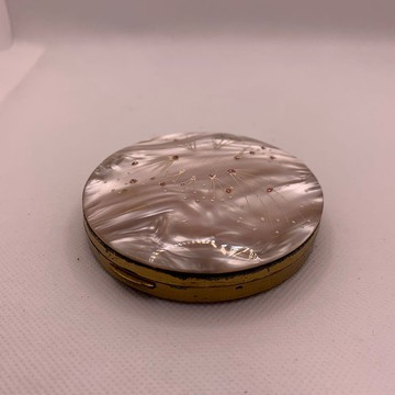 Vintage 粉色仿貝殼粉餅盒