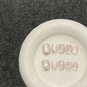 🤩加一重工🤩純手工東海穿戴甲美甲 高端實拍貓眼燈泡ins風白月光顯白短款美甲美甲師源潤 3LOC