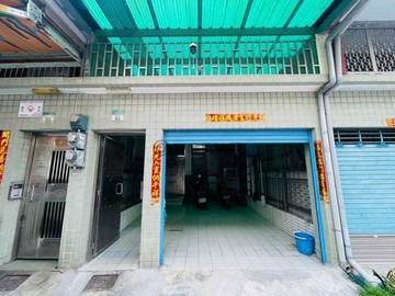 【陽光大地】大社低總價透天｜自有車庫大空間好規劃｜高雄市大社區大社路