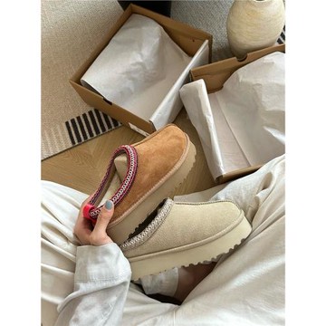 河南桑坡村厚底民族風2025冬季新款雪地靴女皮毛一體冬季加厚半拖