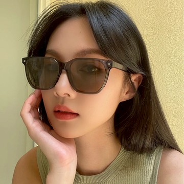 【KlassiC.】NOVA太陽眼鏡 C0010BLK3 (透灰咖 棕淺水銀鏡片) ♣金橘眼鏡