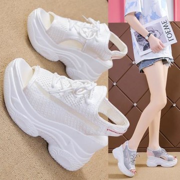 跨境坡跟魚嘴涼鞋女厚底運動風涼鞋高跟透氣網面增高休閑大碼涼鞋