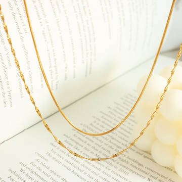 宏雲Hongyun- Xyx-日韓小眾簡約蛇骨鏈螺旋刀片鏈雙層項鍊甜酷風格百搭女生鎖骨鏈