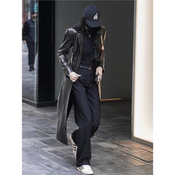 貴氣別人高級感2025修身小蠻腰春秋季超顯瘦超長真皮皮衣外套女