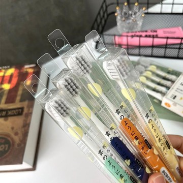 台灣出貨🔥軟毛牙刷 成人女士情侶牙刷 高檔銀離子抗菌牙刷 家庭裝家用超軟寬頭牙刷 便攜旅遊牙刷 口腔護理牙刷