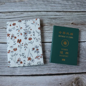 【橘色小花】護照套 護照夾 護照包 出國必備