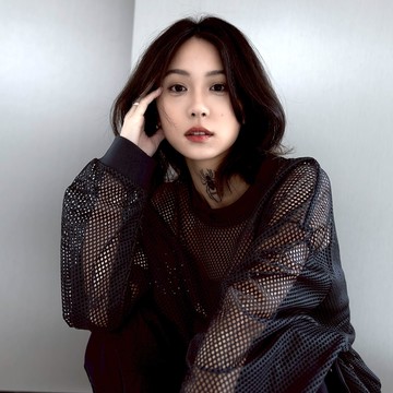 【AMERO】男裝 女裝 長袖圓領大學T 素面小標洞洞 情侶裝