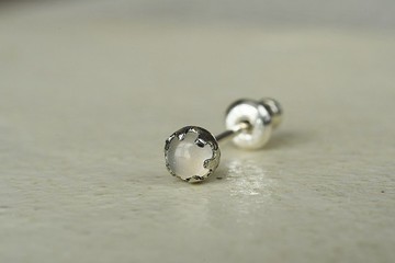 身旁的希望 月光石