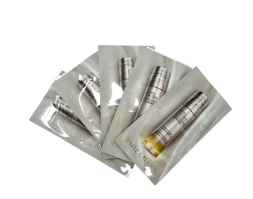 雅詩蘭黛 年輕無敵膠原胜肽緊塑精萃 1.5ml*5片(組合特惠) 百貨專櫃貨 全新