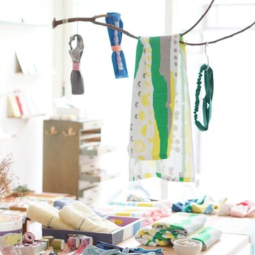 小狗星球純棉軟軟毛巾 綠黃橫款