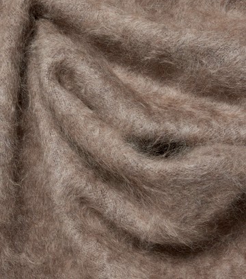 Lisa Yang Bandana cashmere scarf